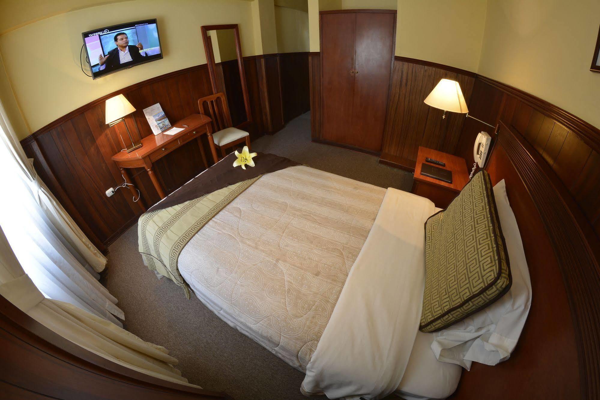 El Tumi Hotel 瓦拉斯 外观 照片